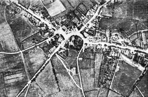 Passchendaele town before/after arial photo - mouse over image